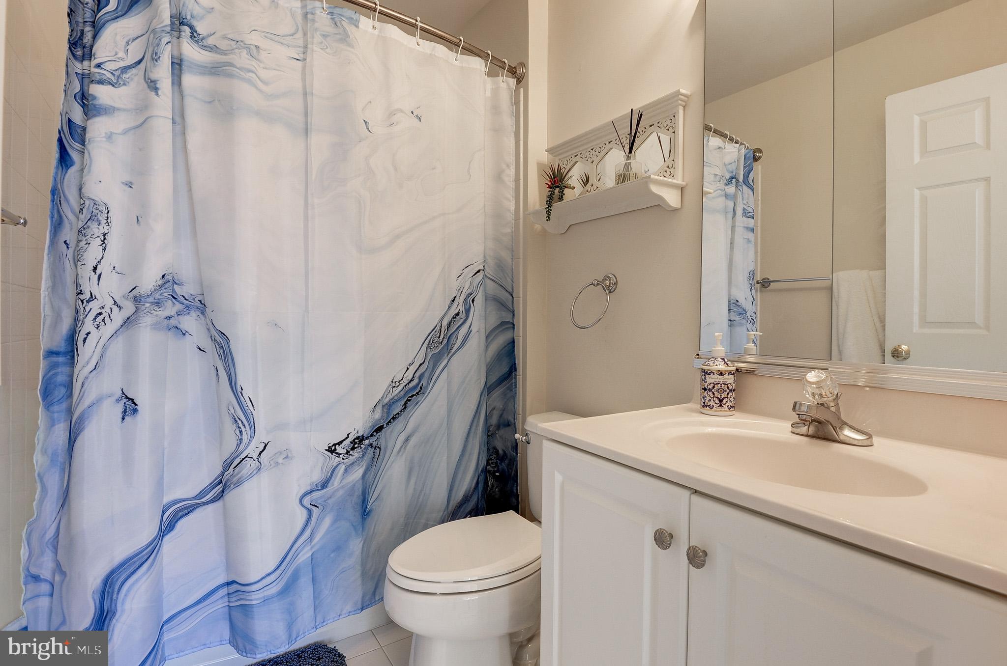 BELMONT COUNTRY CLUB - Residential