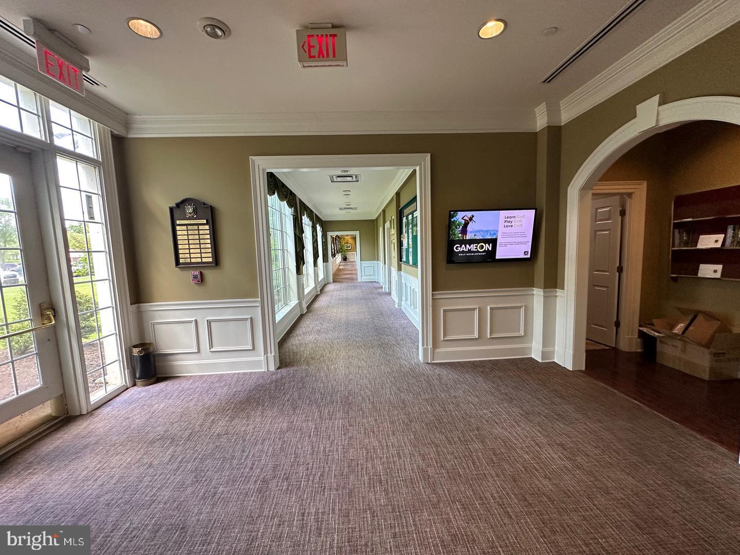 BELMONT COUNTRY CLUB - Residential