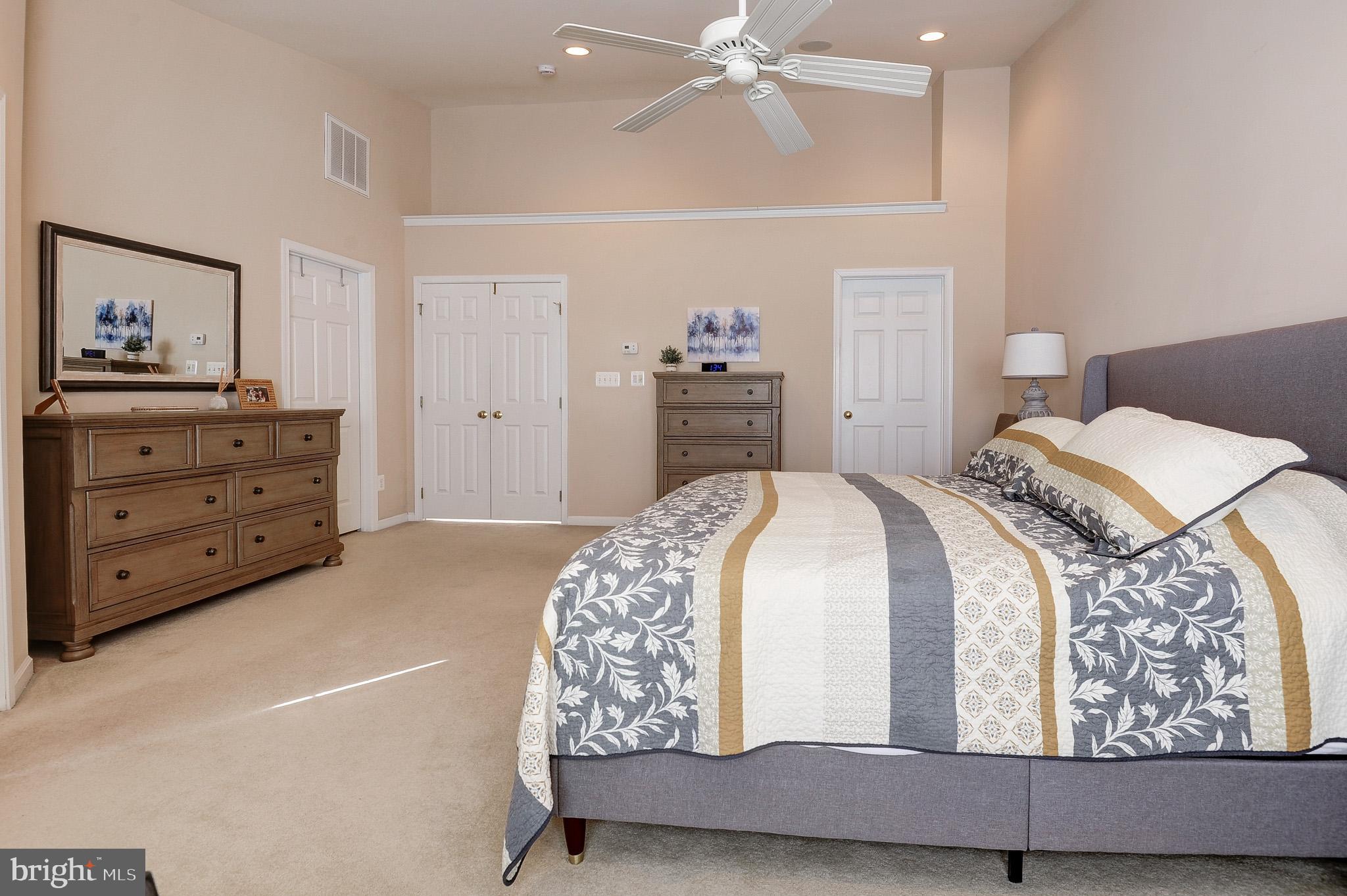 BELMONT COUNTRY CLUB - Residential