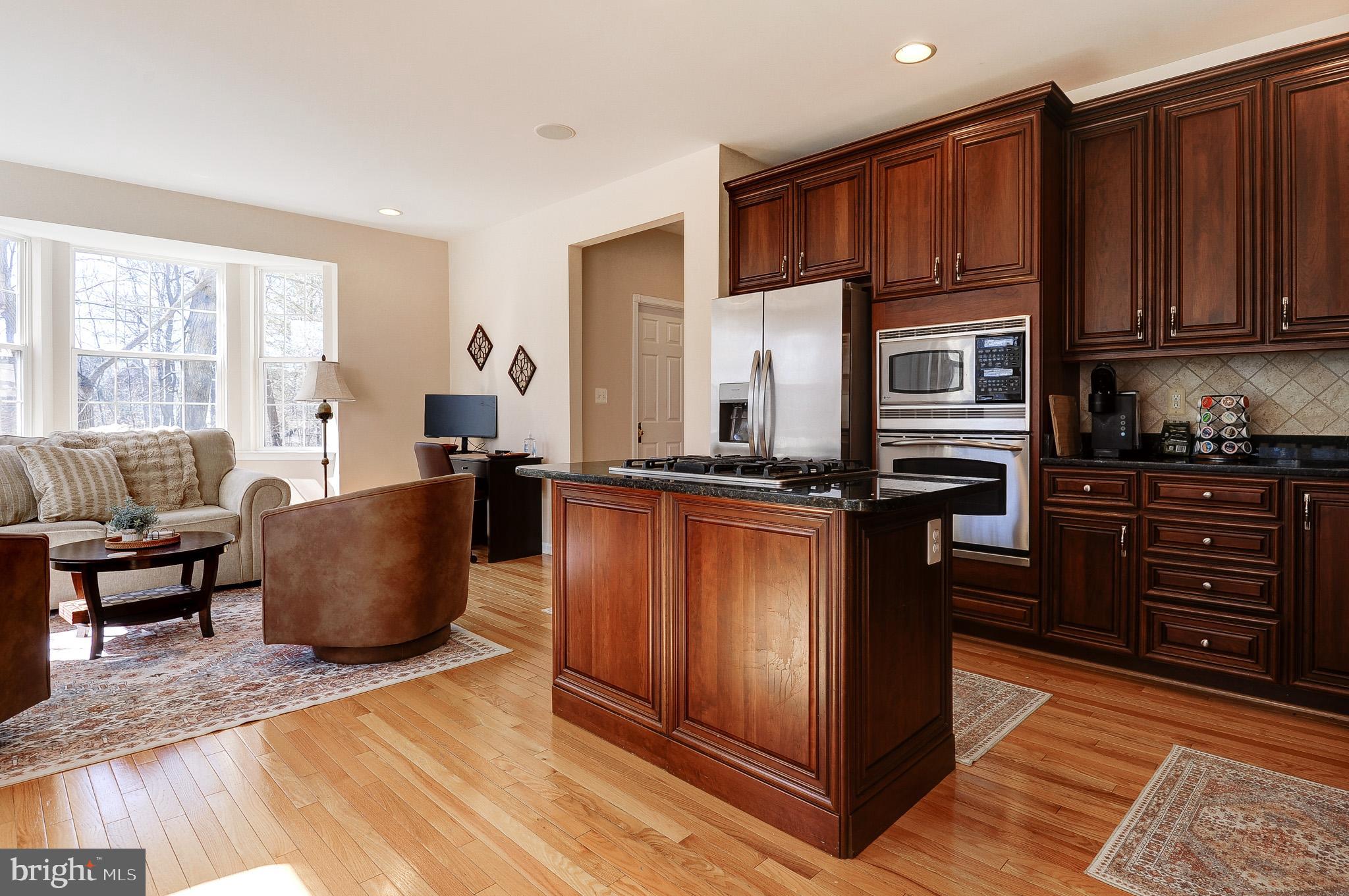 BELMONT COUNTRY CLUB - Residential