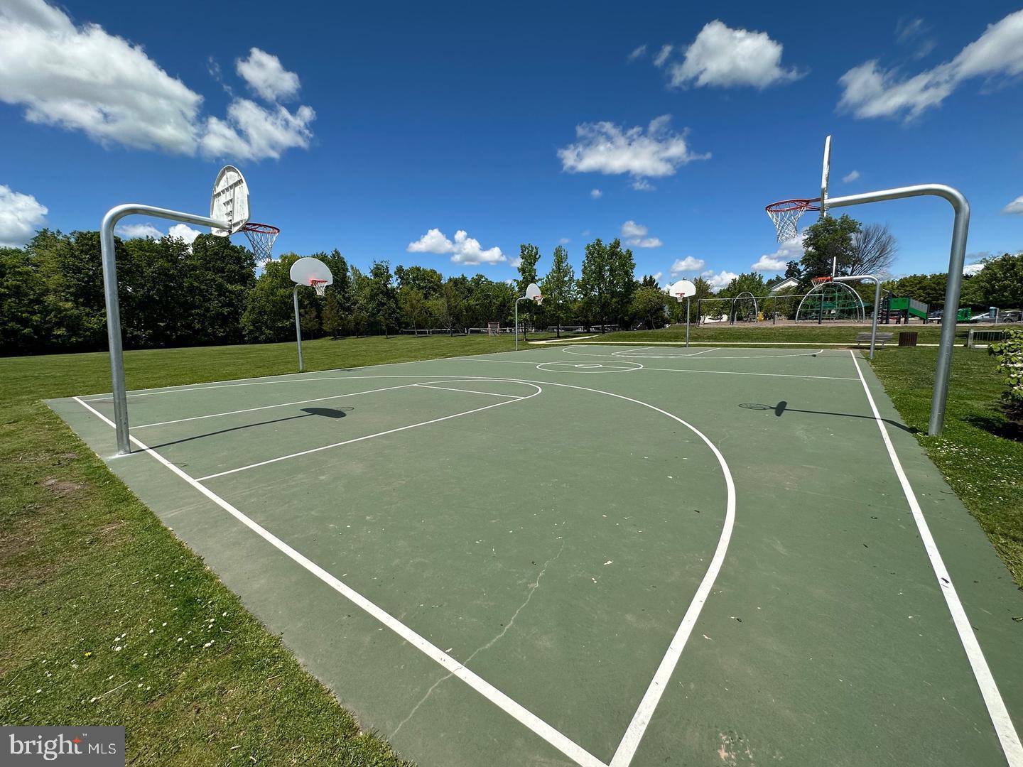 BELMONT COUNTRY CLUB - Residential