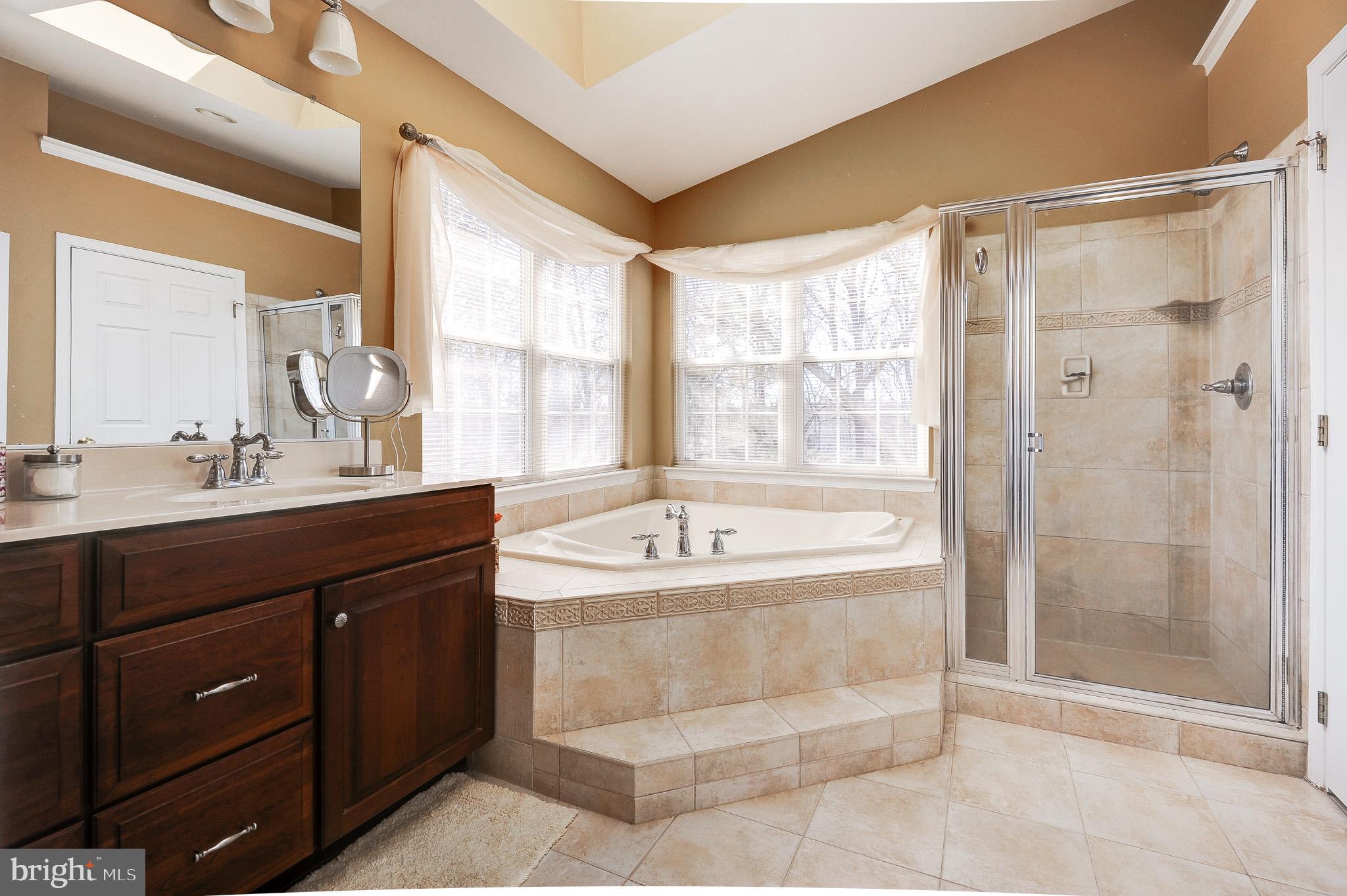 BELMONT COUNTRY CLUB - Residential