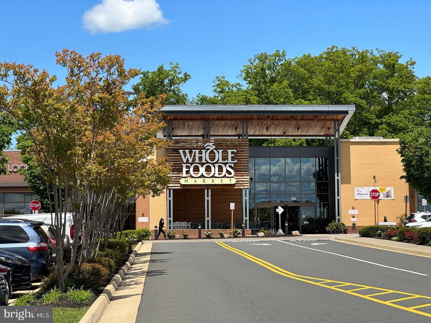 BELMONT COUNTRY CLUB - Residential