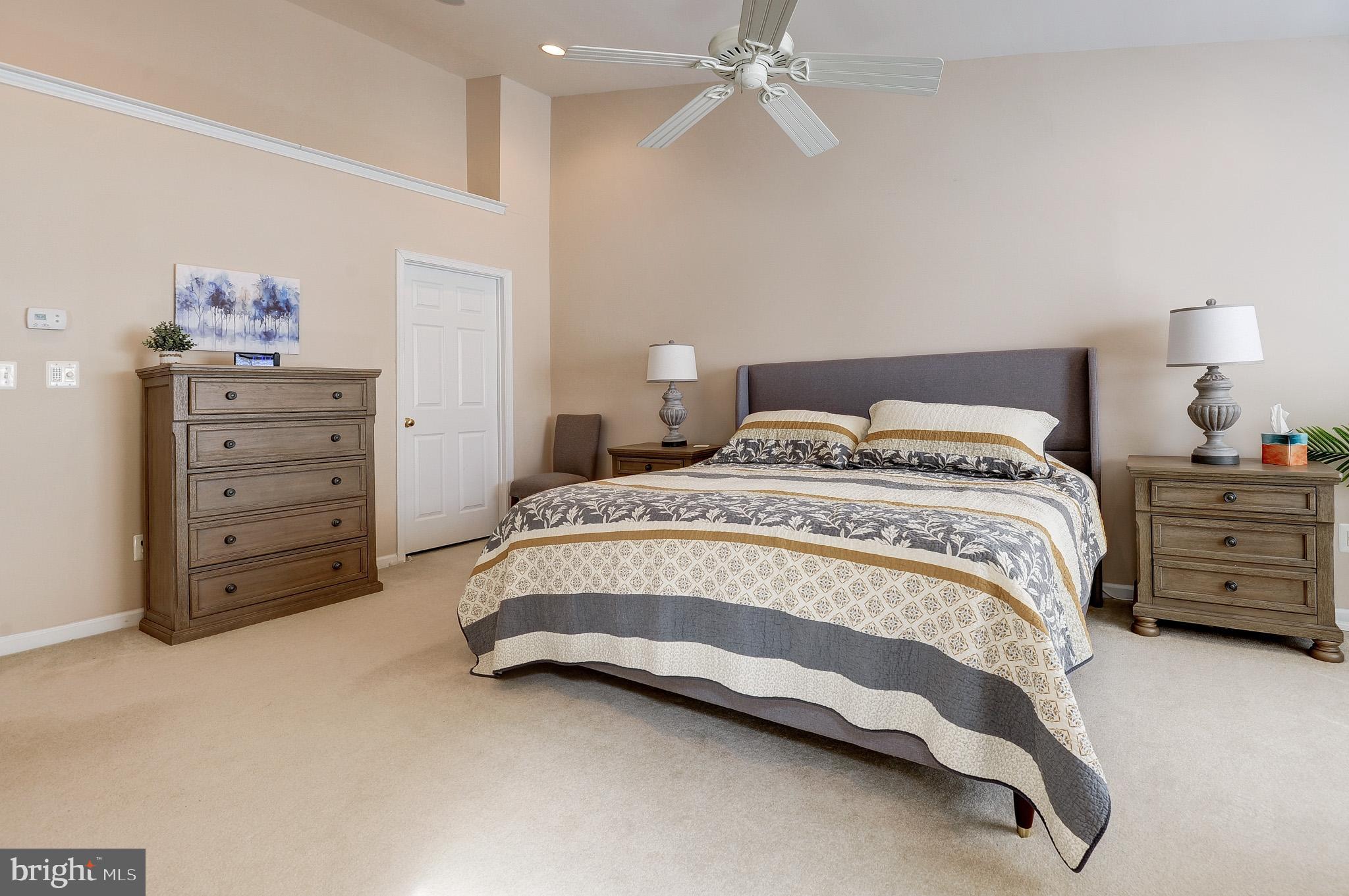 BELMONT COUNTRY CLUB - Residential