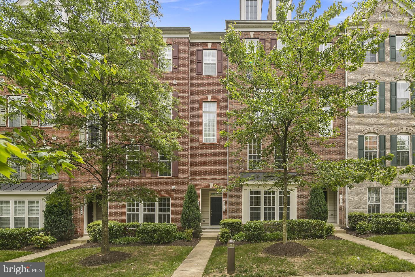 POTOMAC CLUB - Residential Lease