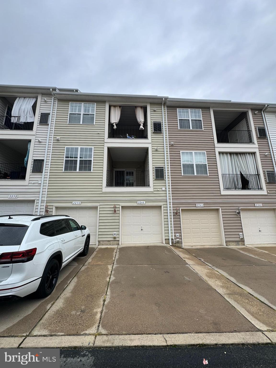 POTOMAC CLUB - Residential Lease