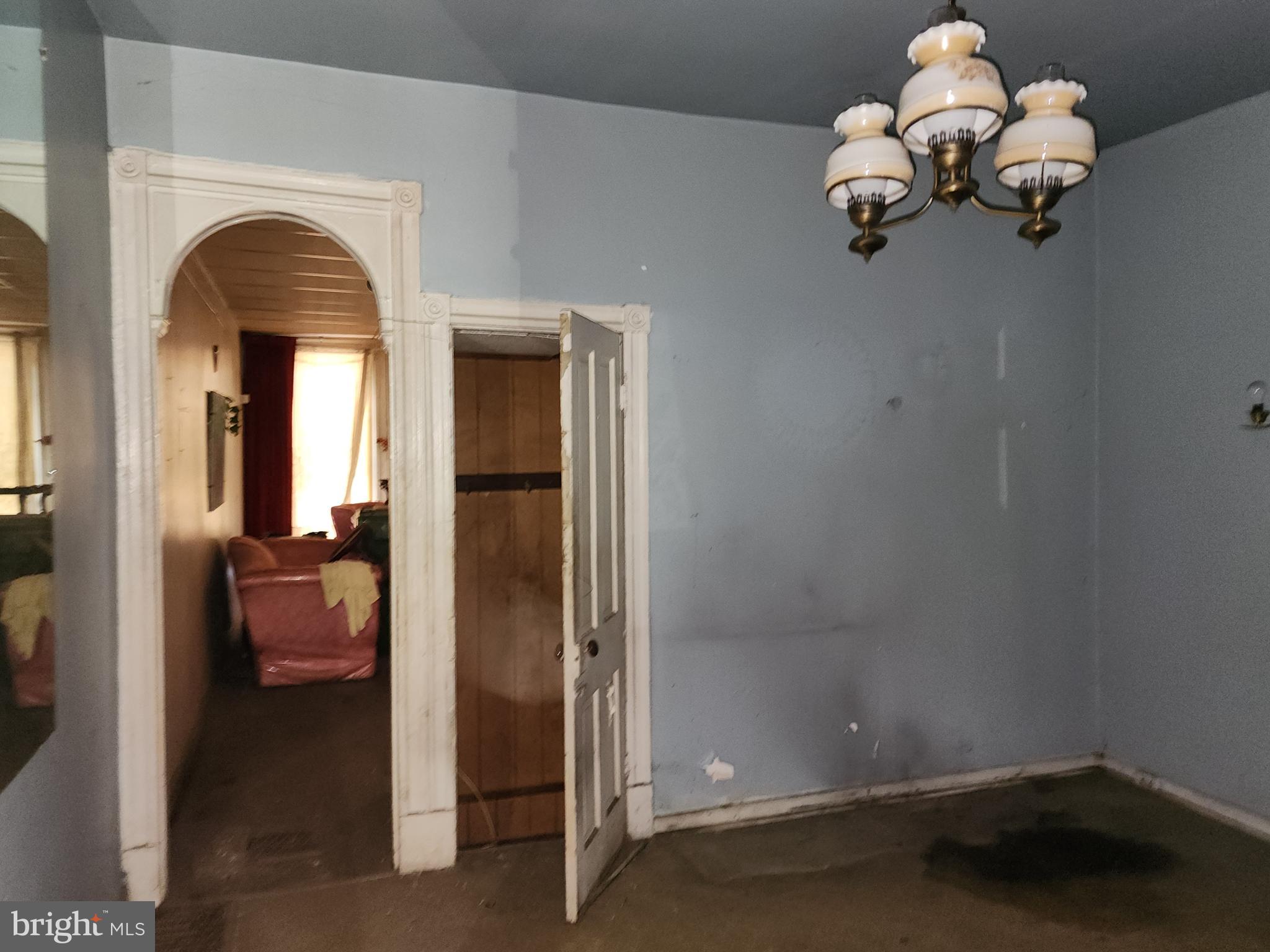 MIDTOWN EDMONDSON - Residential