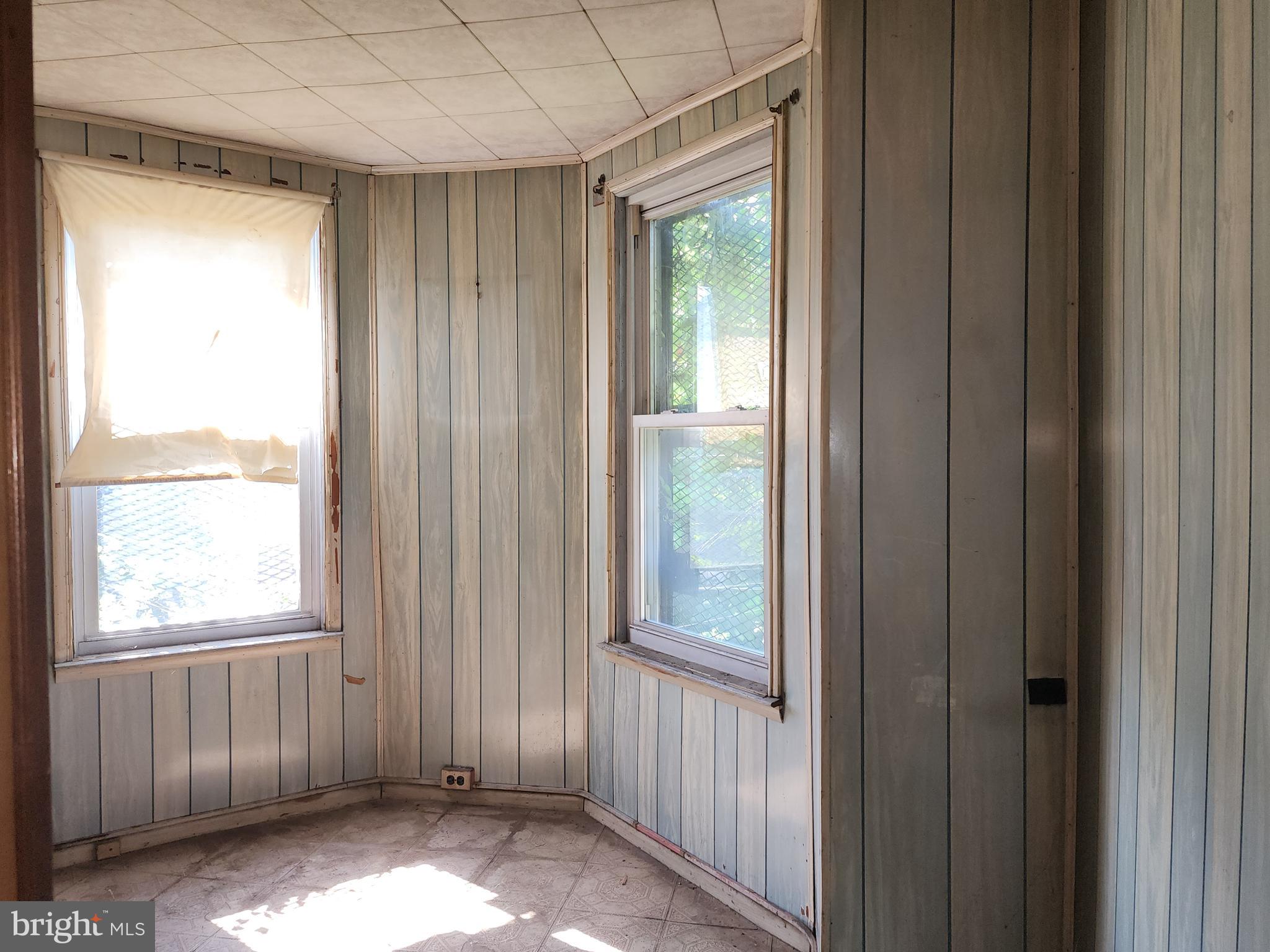 MIDTOWN EDMONDSON - Residential