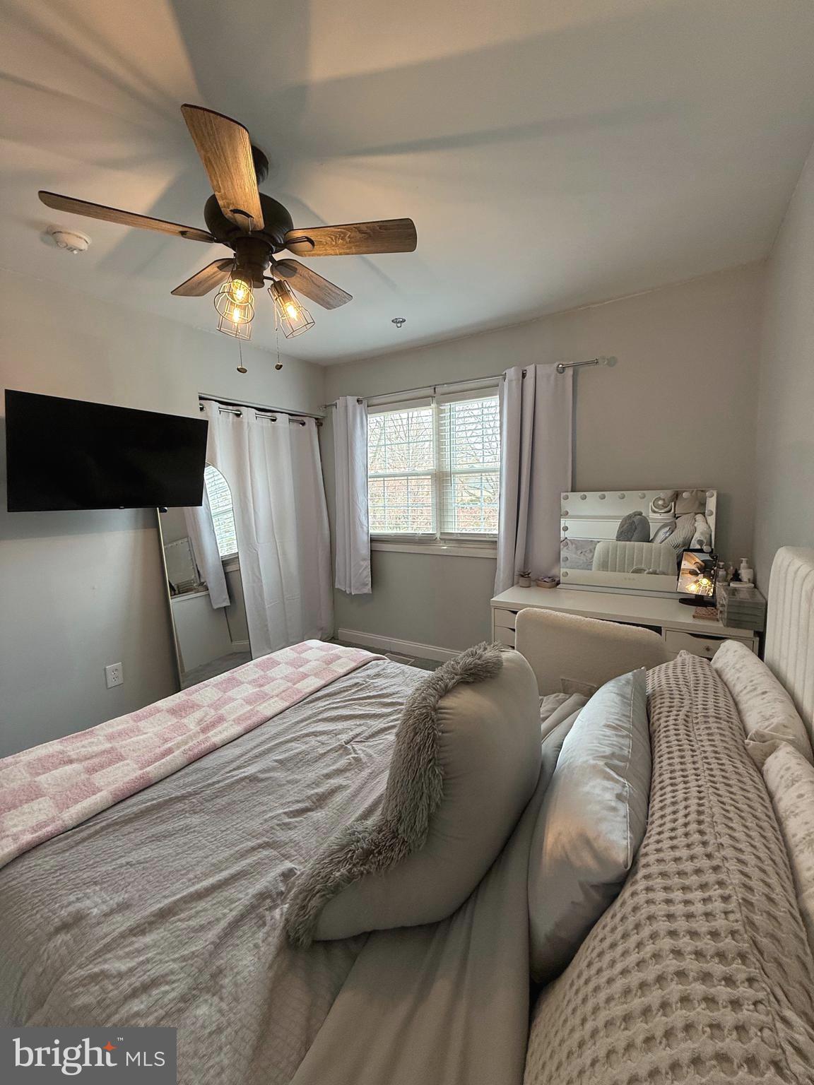 NEWTOWN CROSSING - Residential