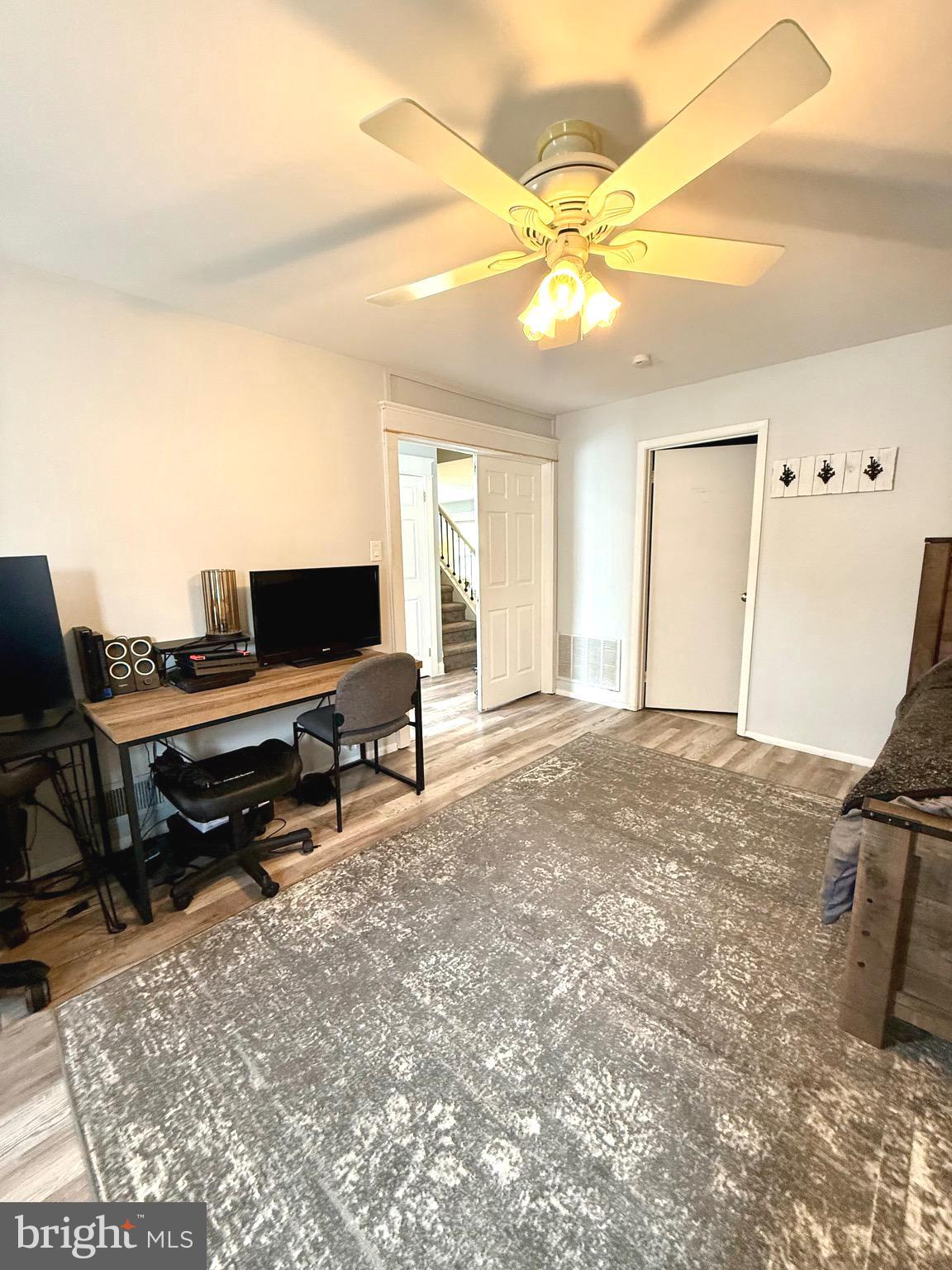 NEWTOWN CROSSING - Residential