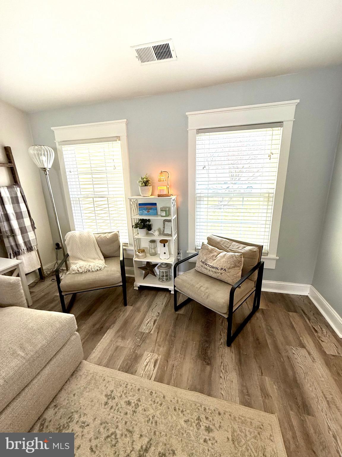 NEWTOWN CROSSING - Residential