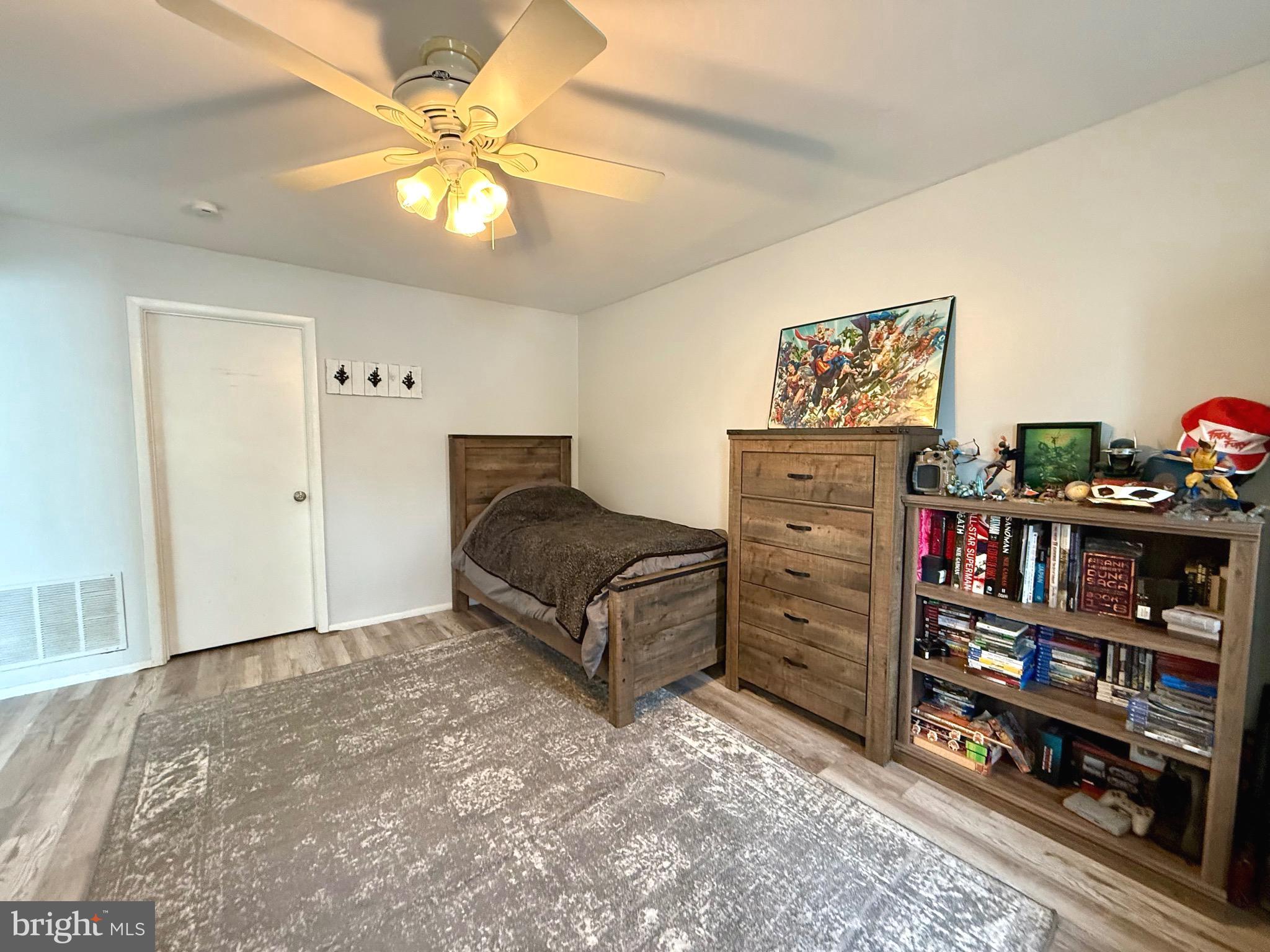 NEWTOWN CROSSING - Residential