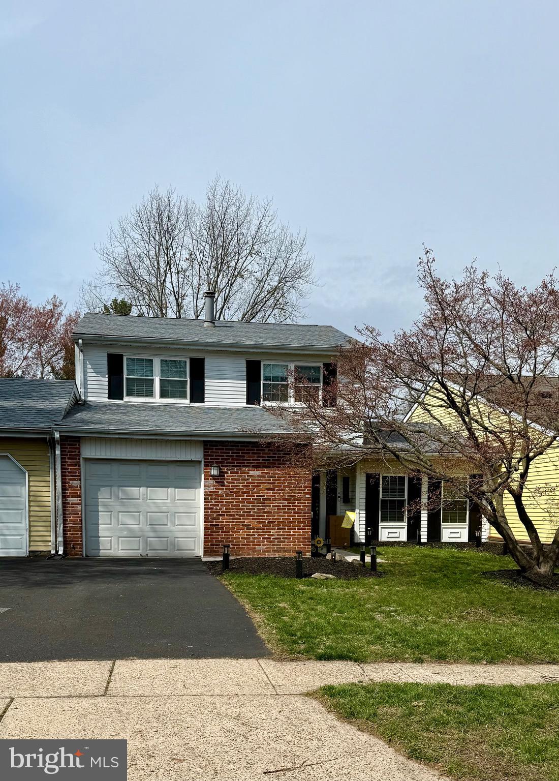 NEWTOWN CROSSING - Residential