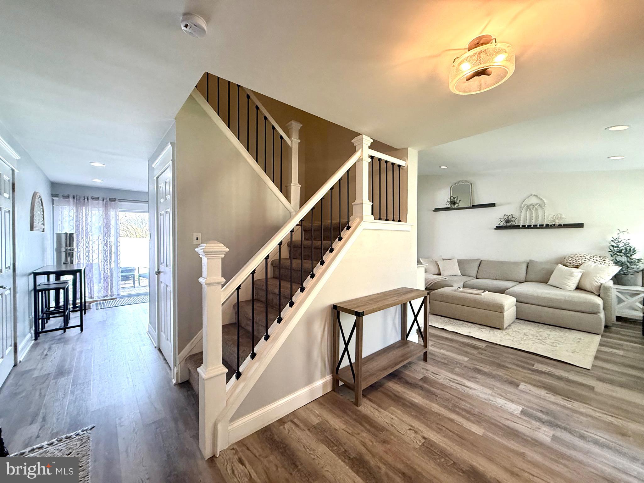 NEWTOWN CROSSING - Residential