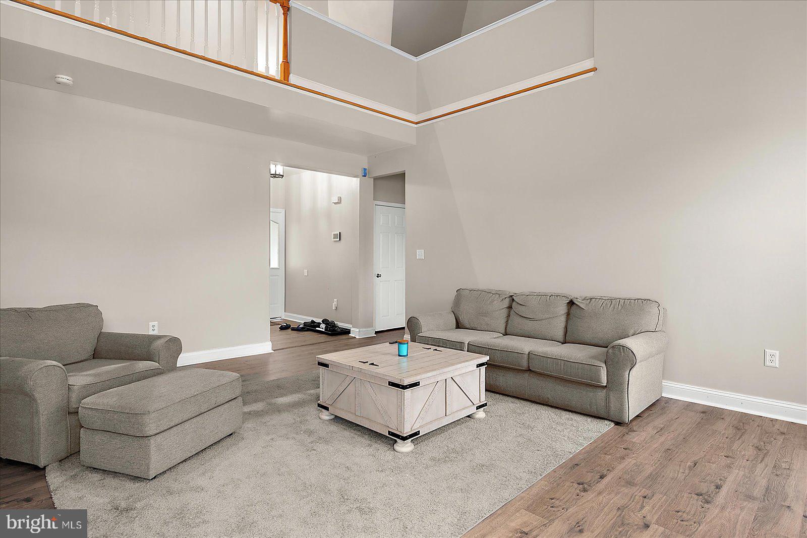 EAST FIELD - Residential