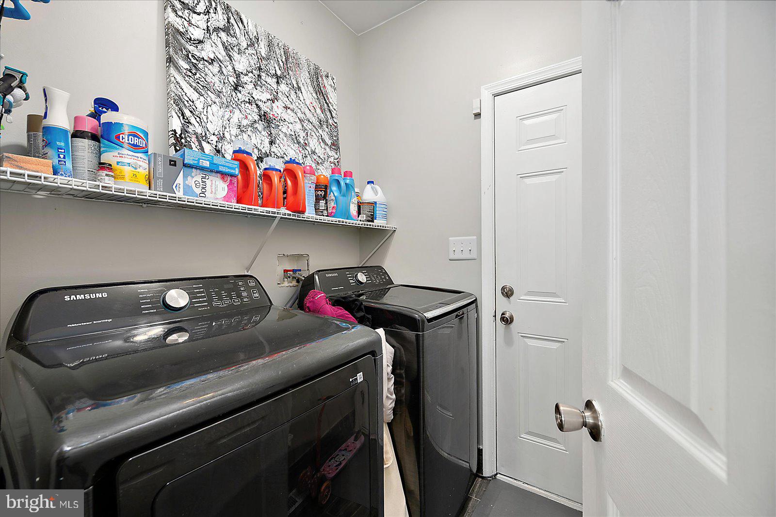 EAST FIELD - Residential