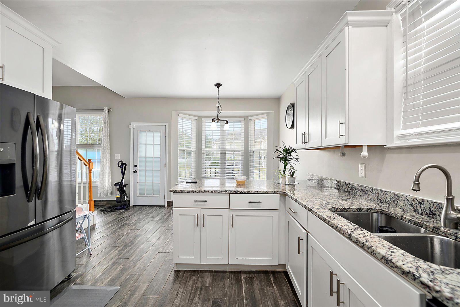 EAST FIELD - Residential