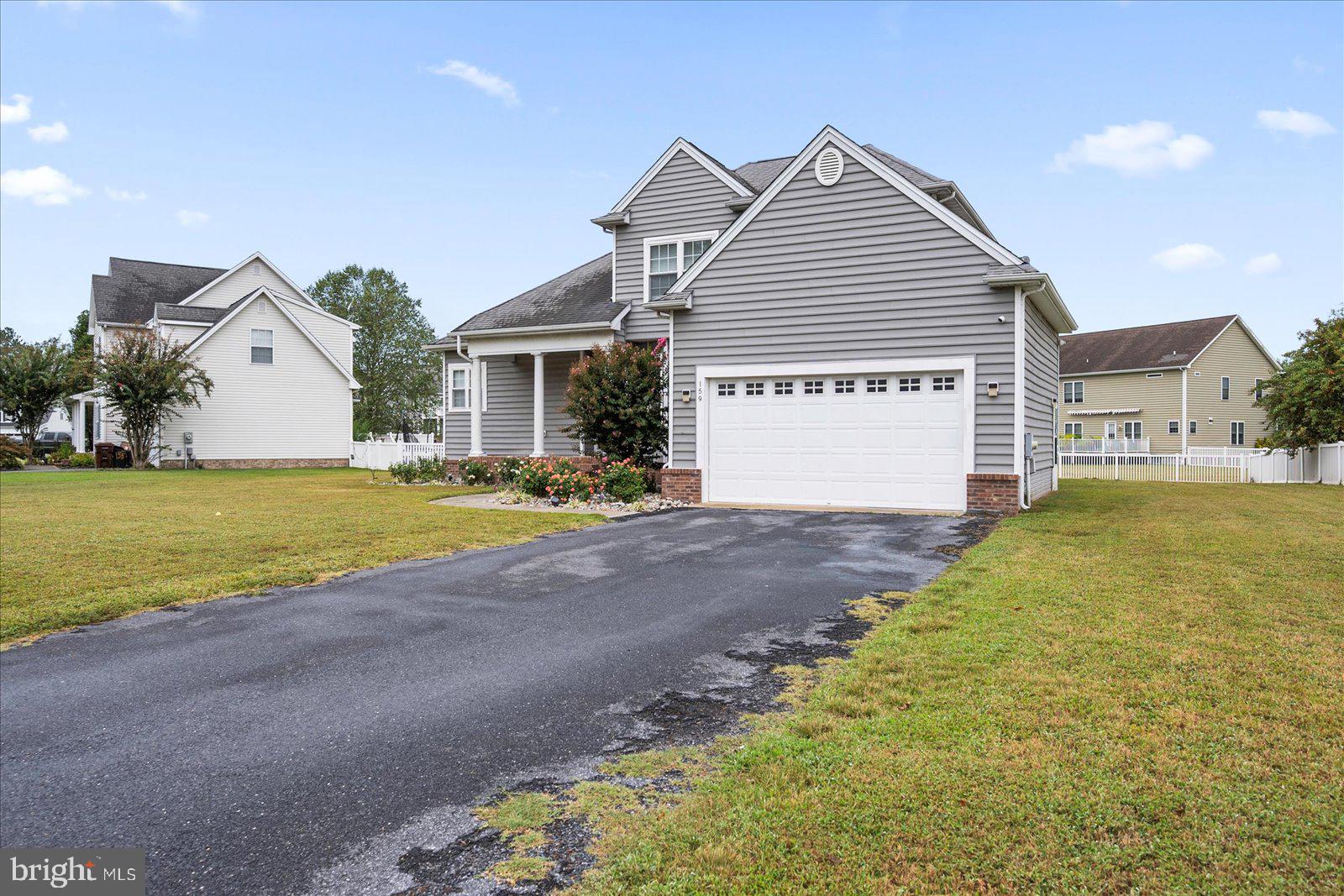 EAST FIELD - Residential