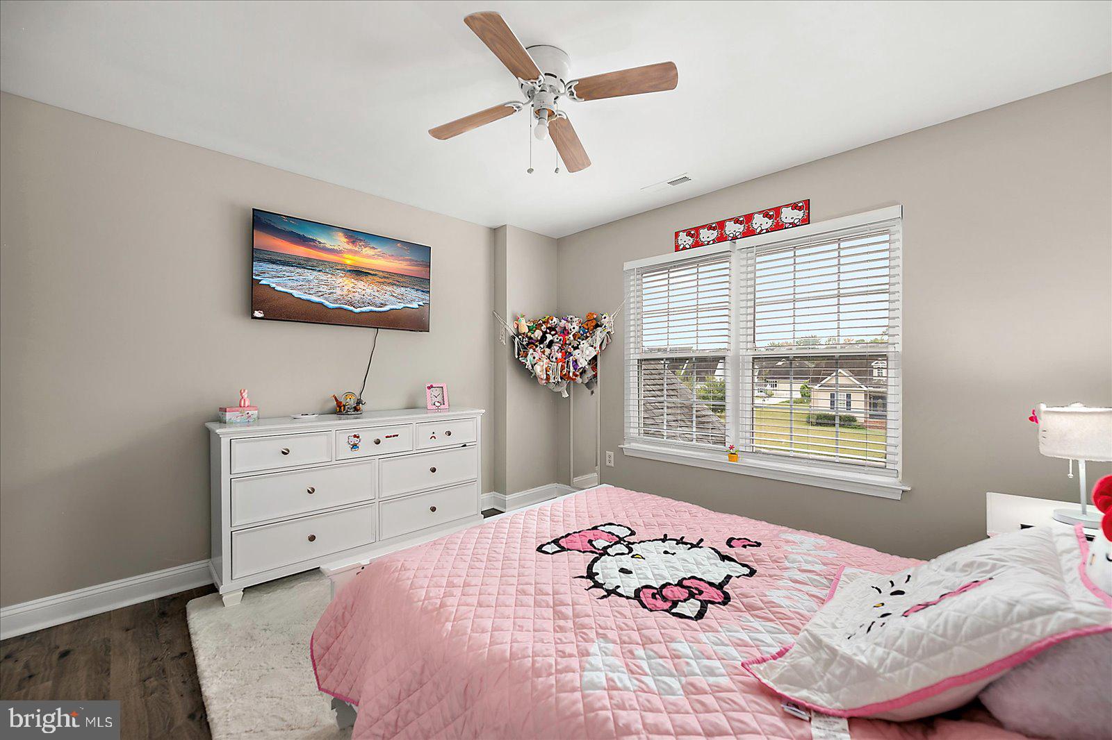 EAST FIELD - Residential