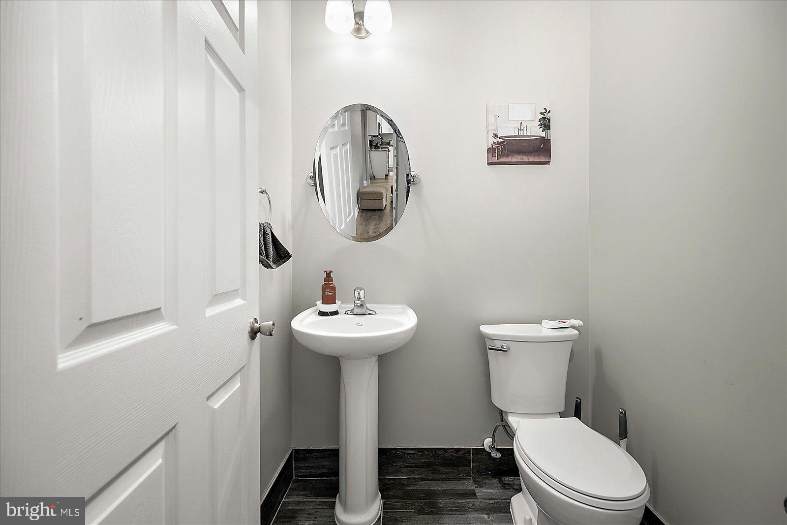 EAST FIELD - Residential