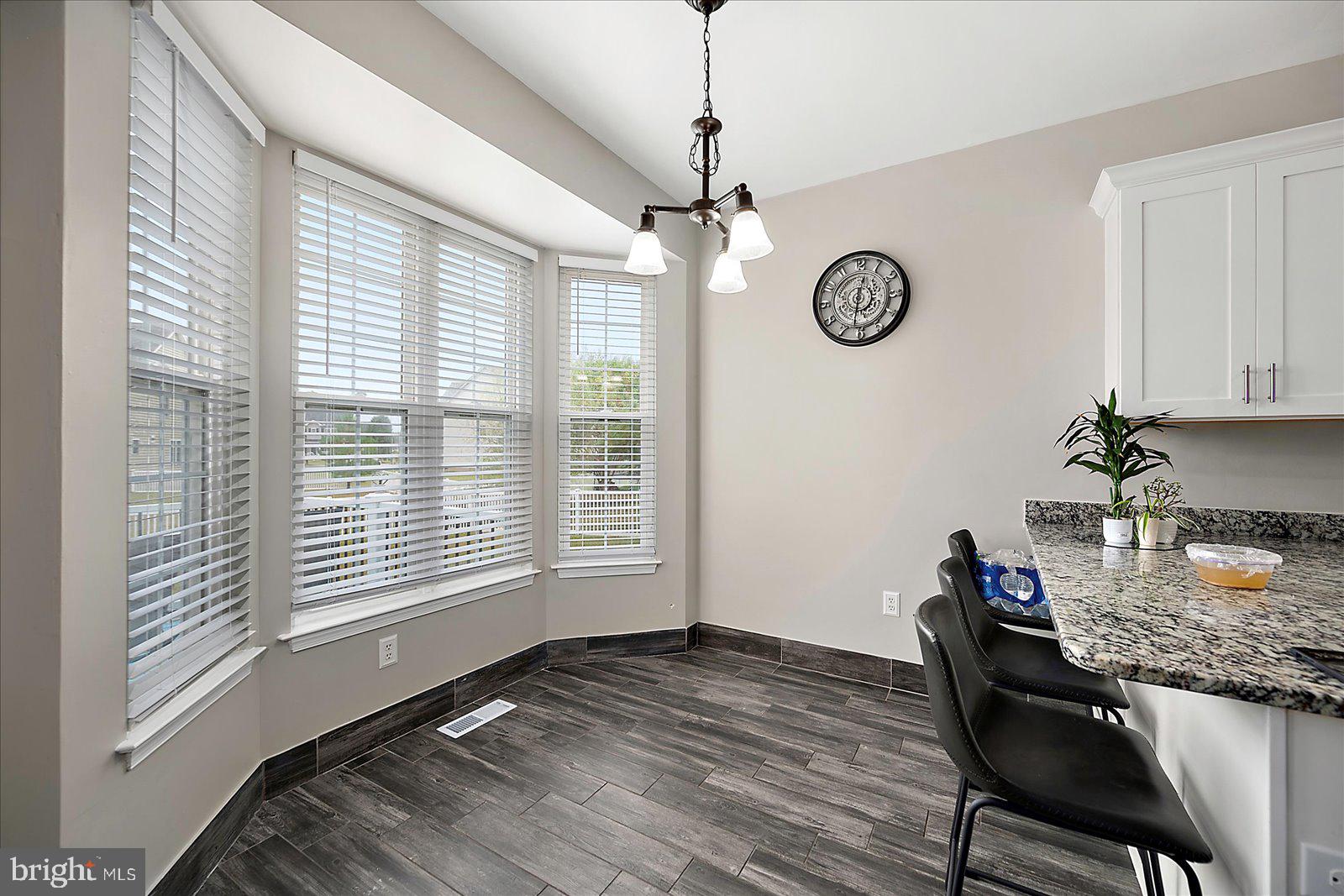 EAST FIELD - Residential