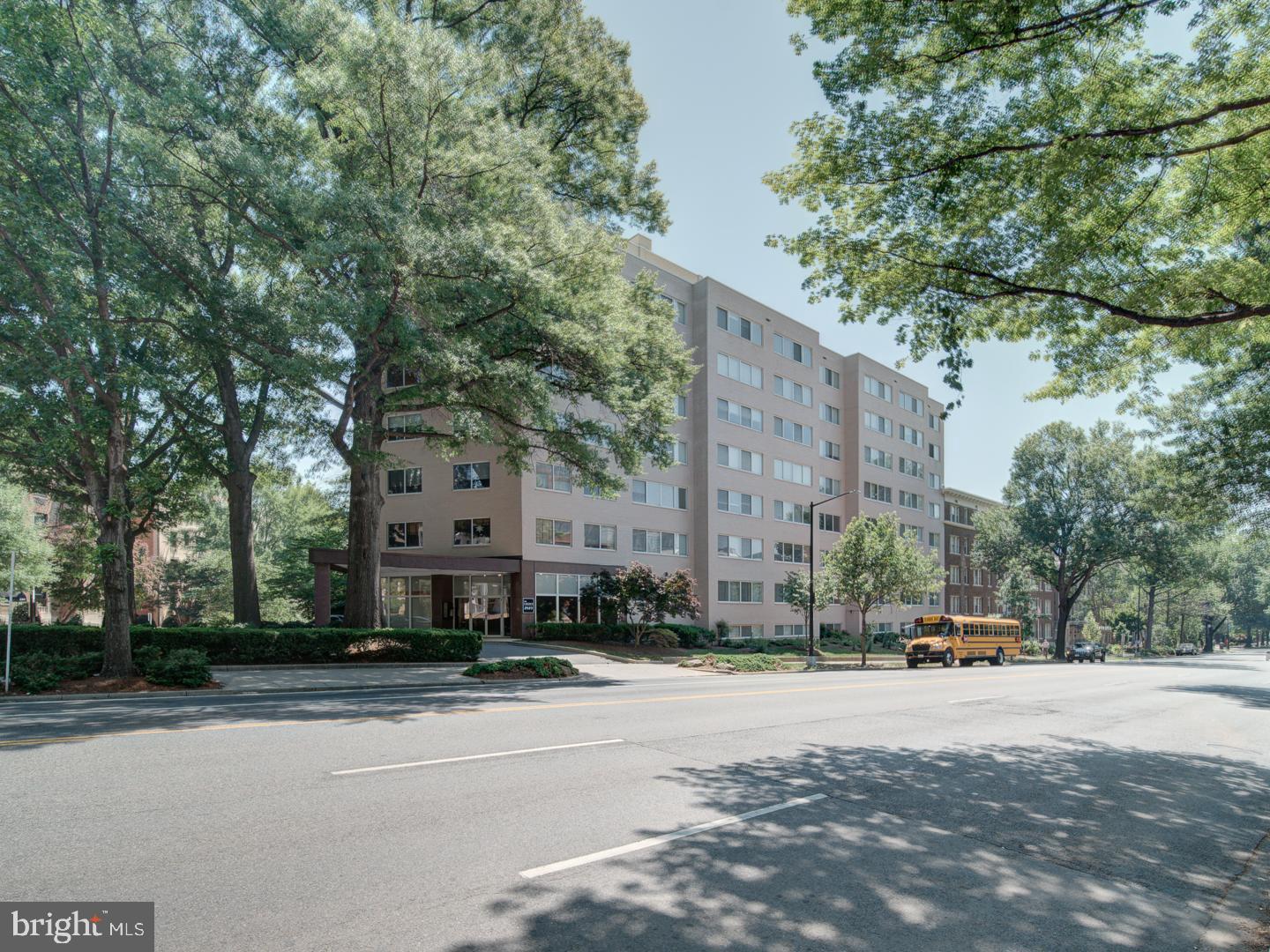 2829 CONNECTICUT AVENUE NW 606