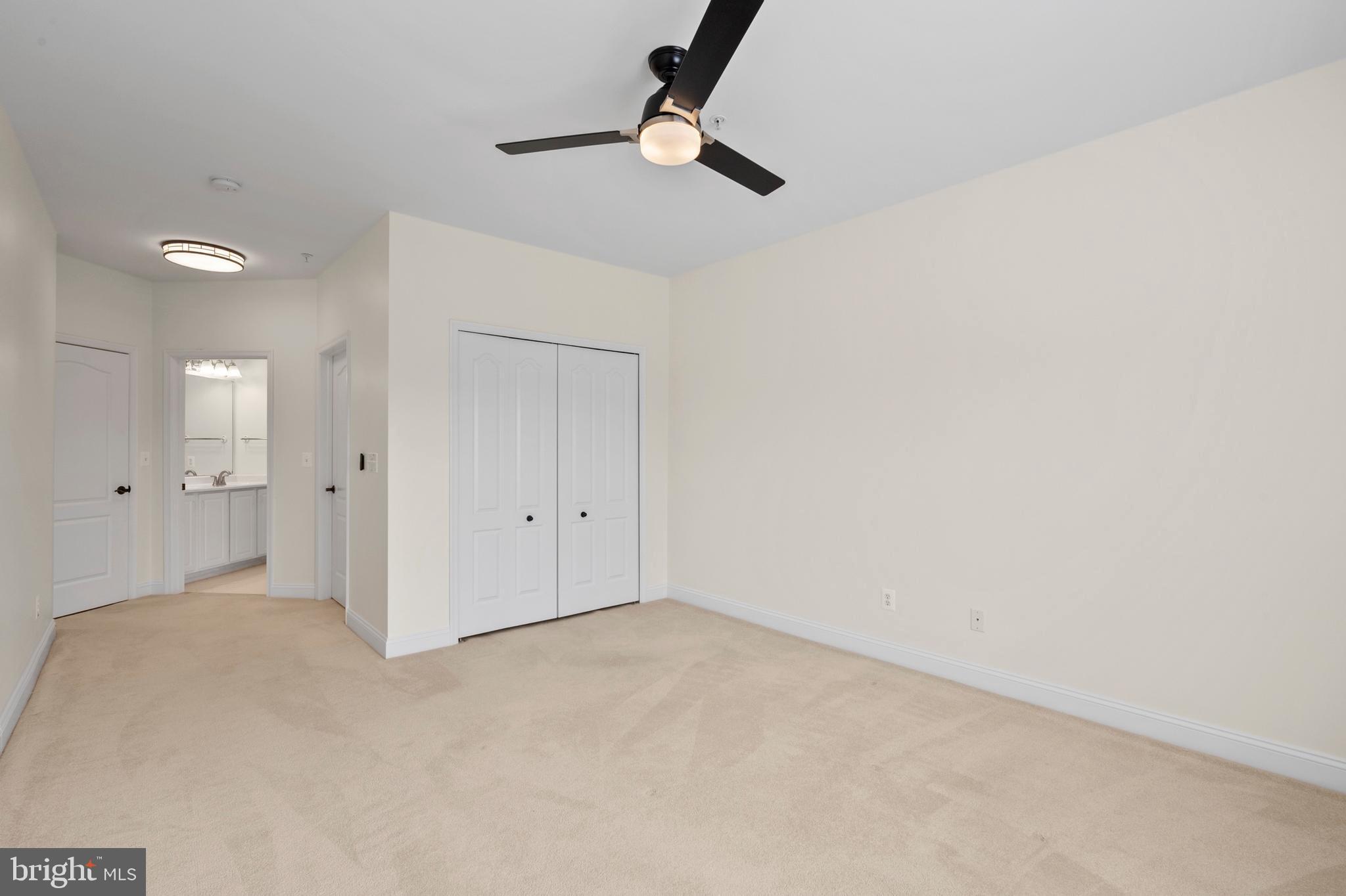 FAIRWAY HILLS - Residential Lease