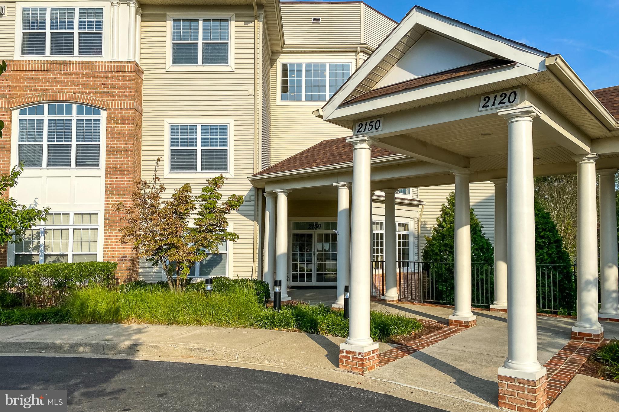 FAIRWAY HILLS - Residential Lease