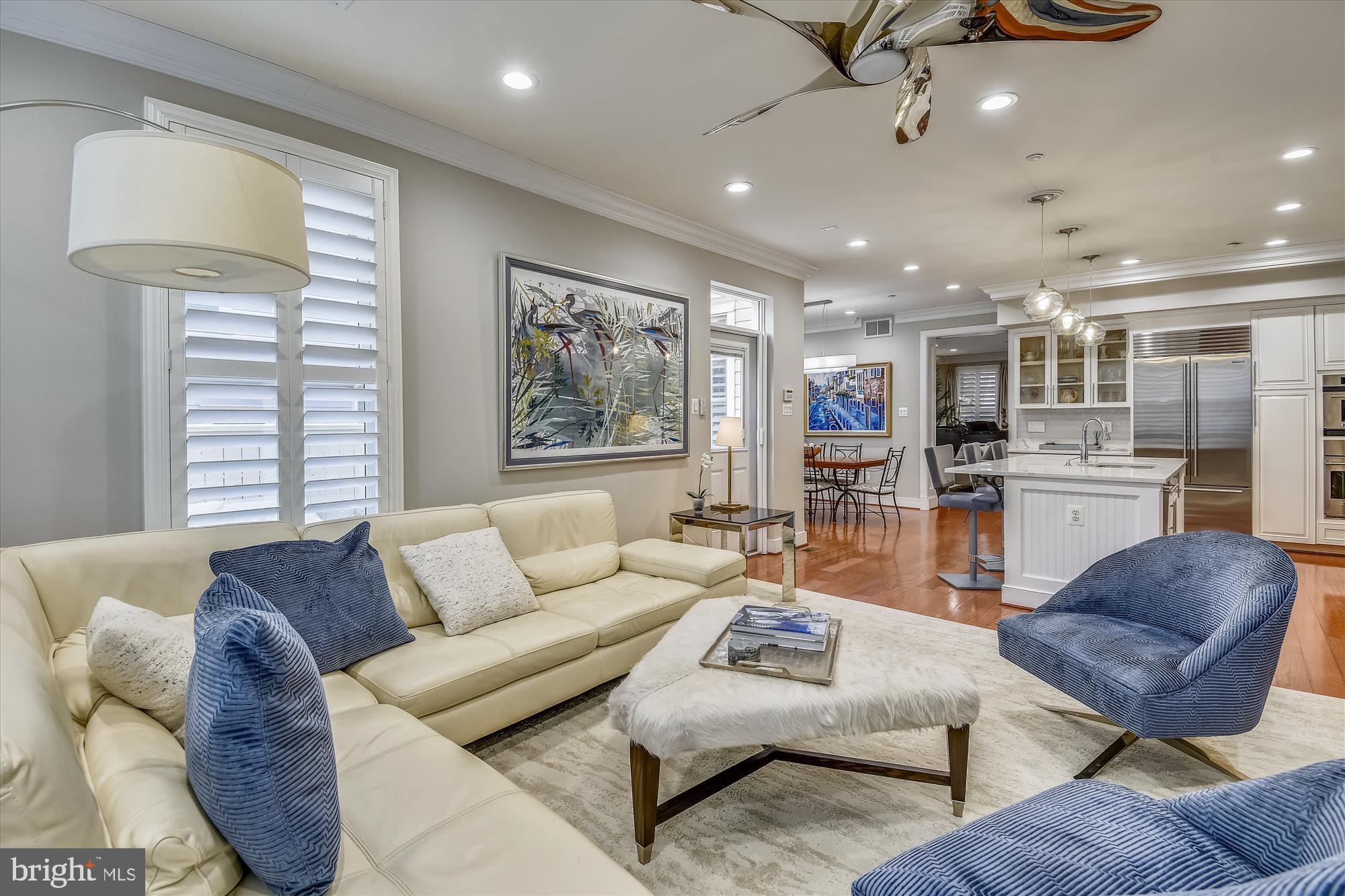 MURRAY HILL - Residential