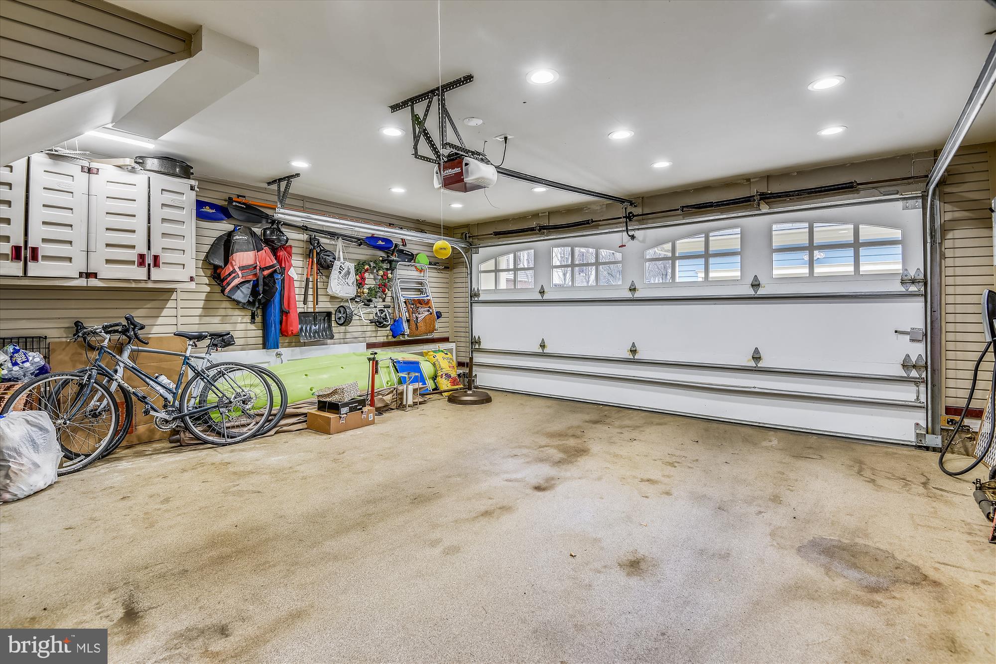 MURRAY HILL - Residential