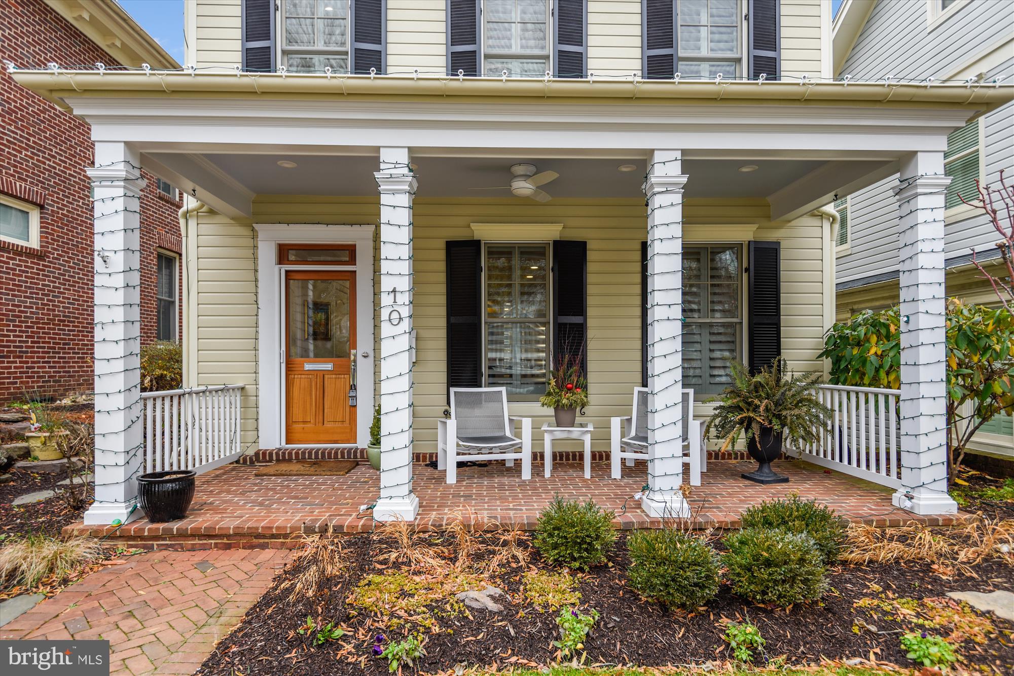 MURRAY HILL - Residential