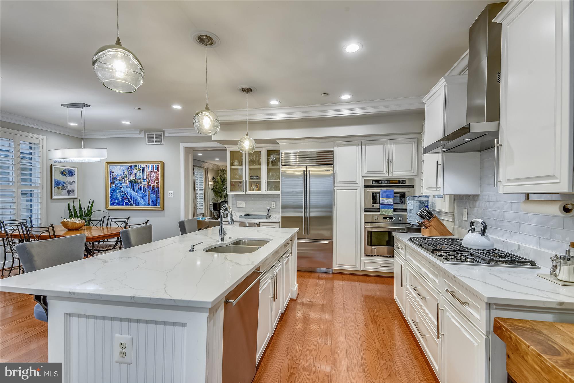 MURRAY HILL - Residential