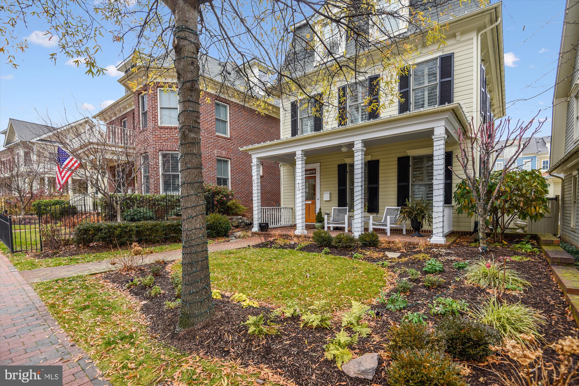 MURRAY HILL - Residential