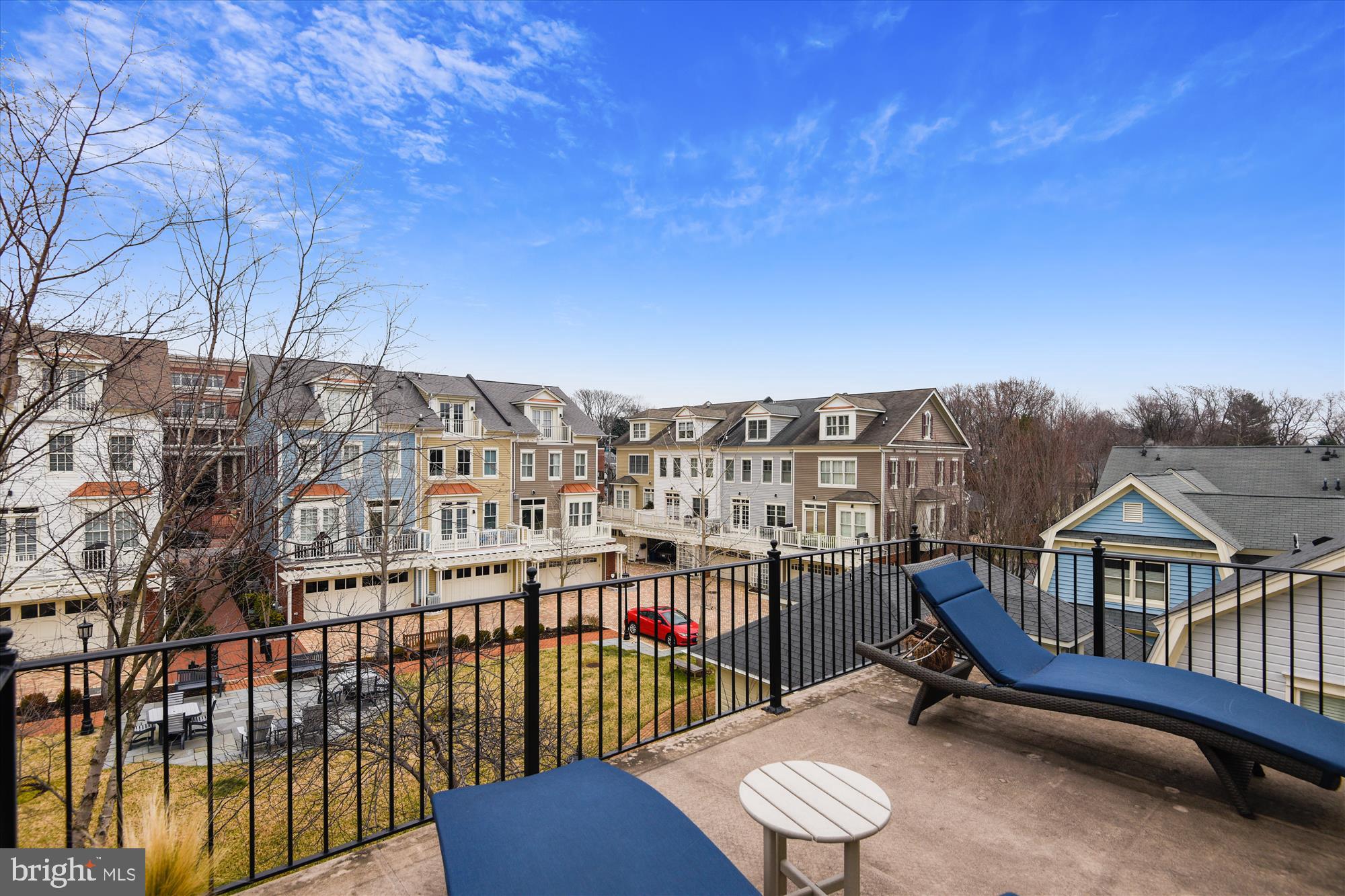 MURRAY HILL - Residential