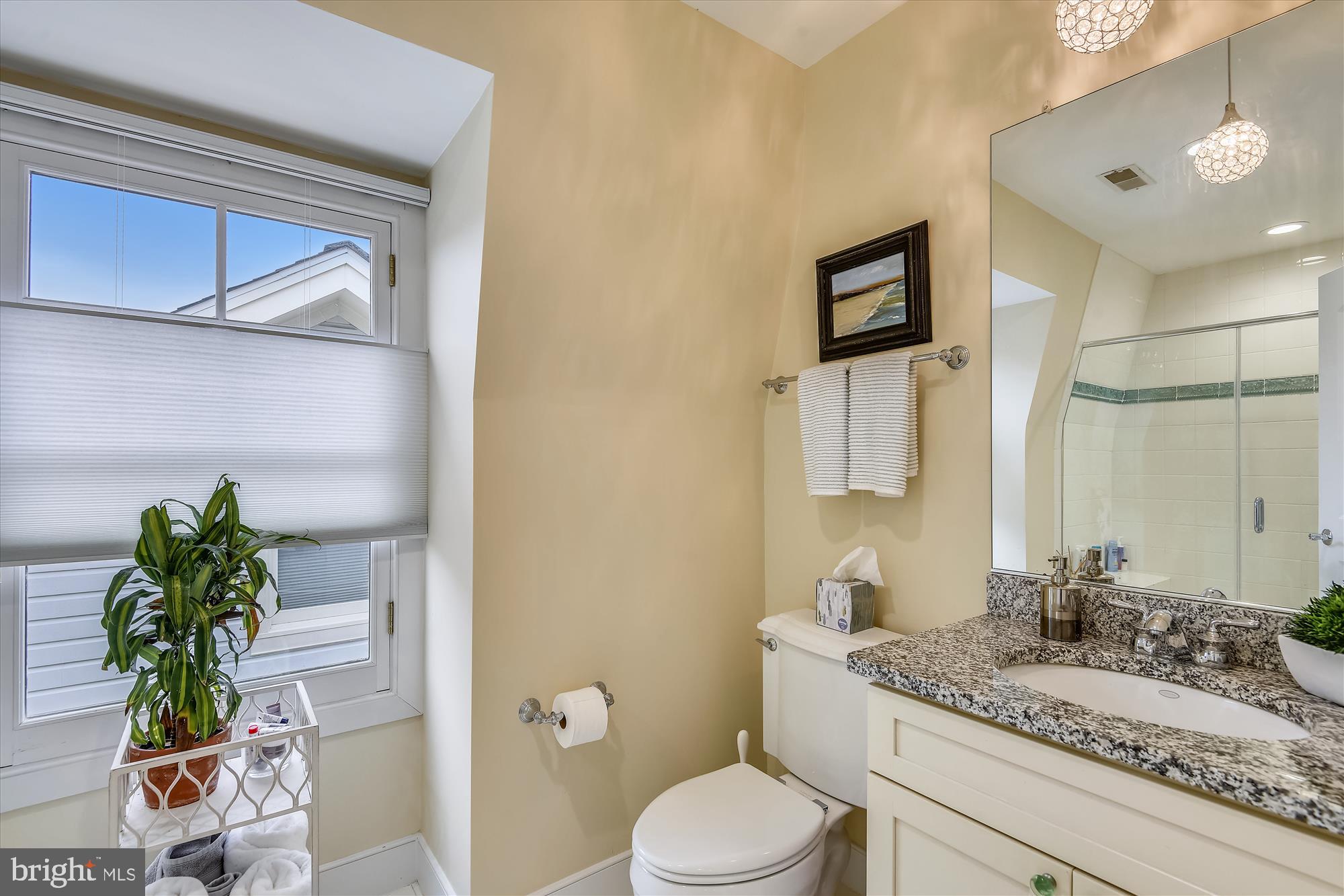 MURRAY HILL - Residential