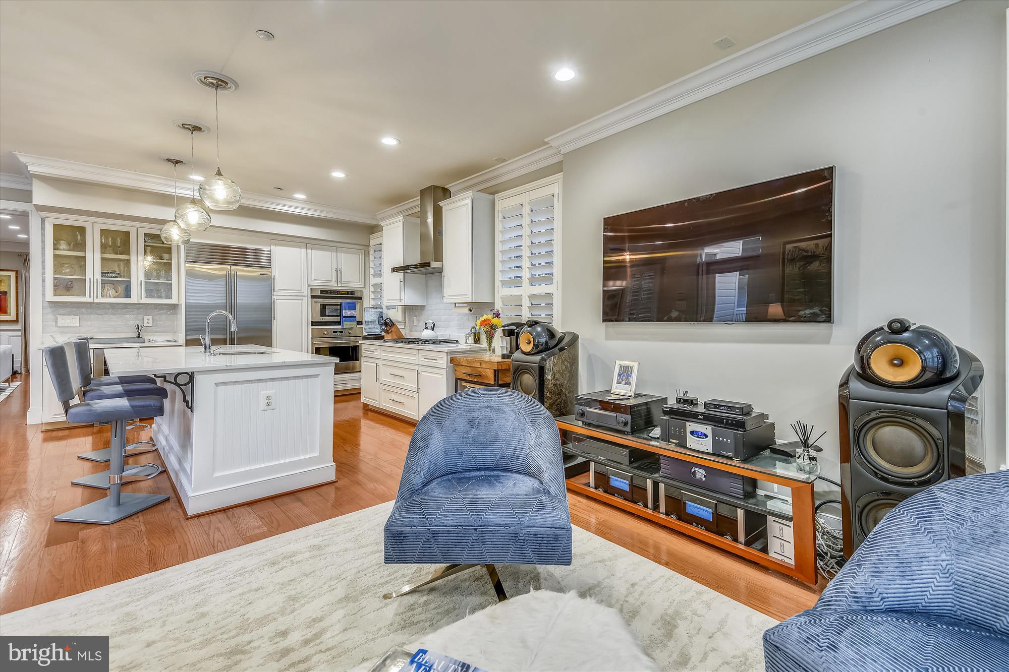 MURRAY HILL - Residential