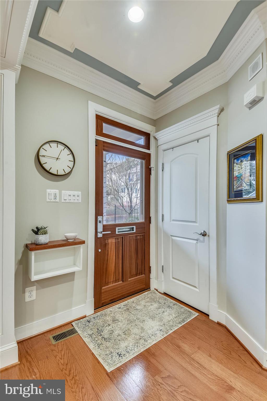 MURRAY HILL - Residential