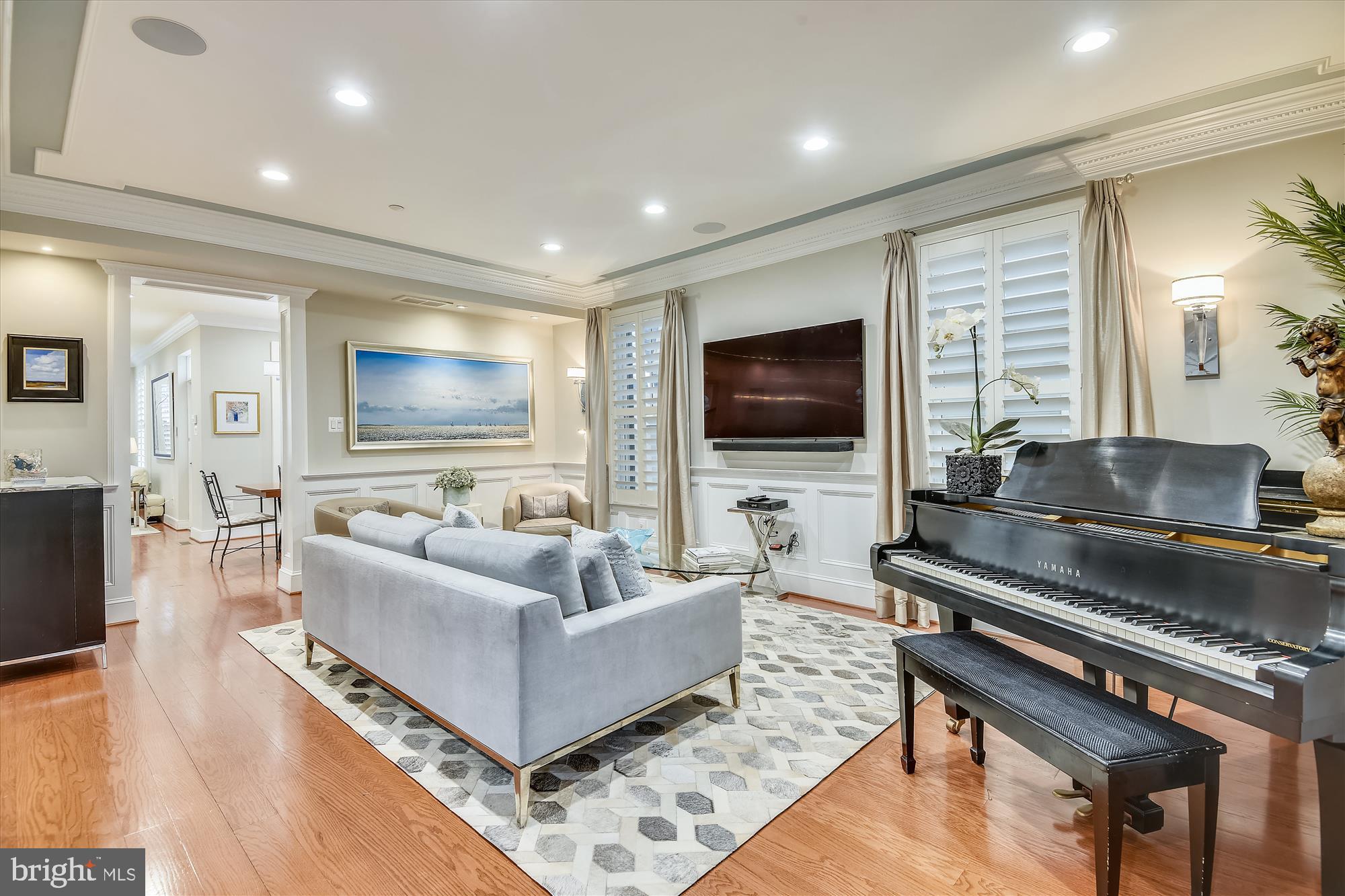 MURRAY HILL - Residential