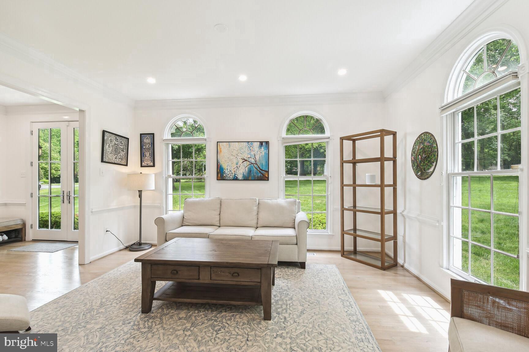 LOCKMEADE - Residential Lease