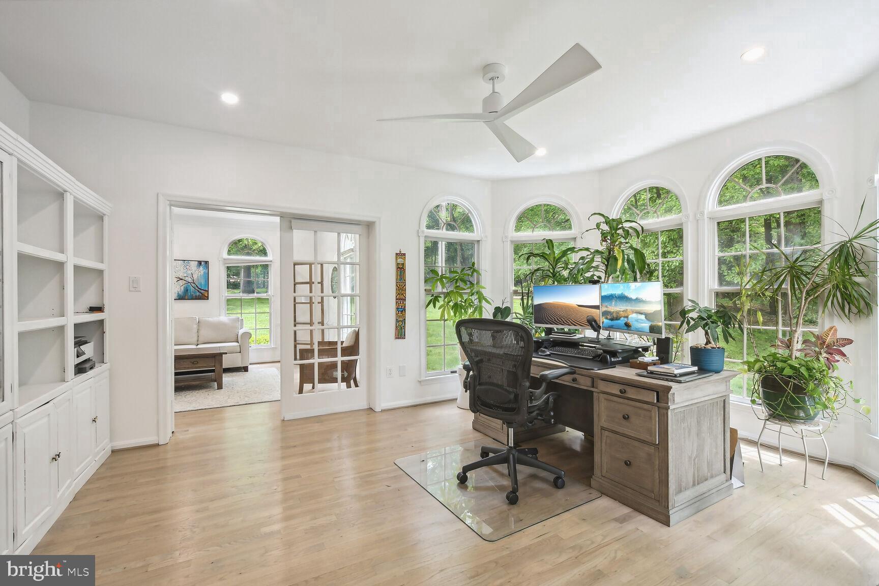 LOCKMEADE - Residential Lease