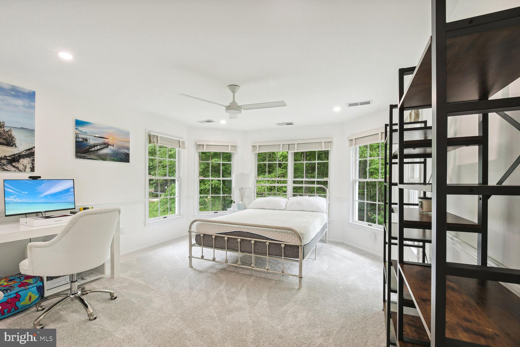 LOCKMEADE - Residential Lease