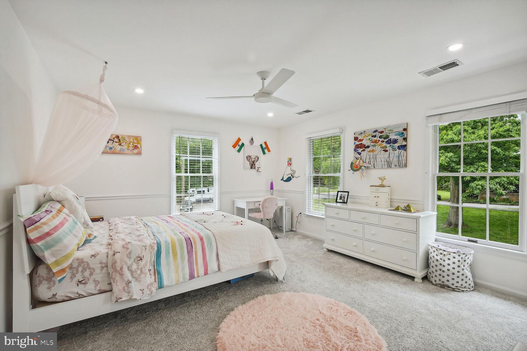 LOCKMEADE - Residential Lease