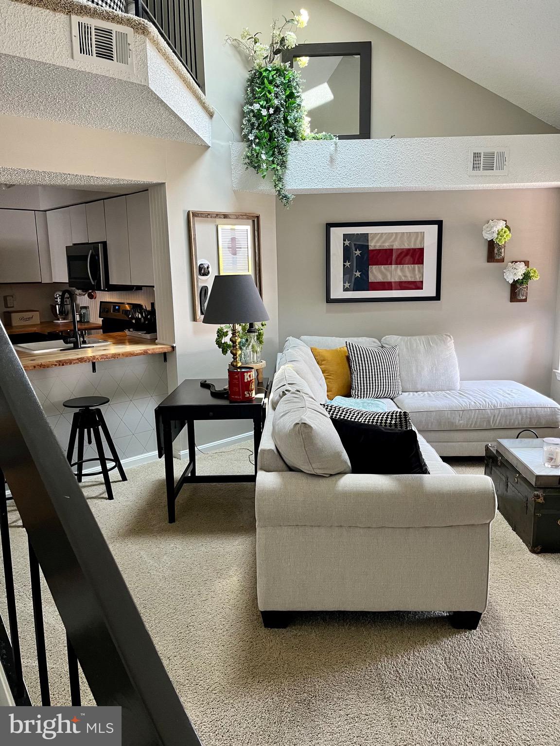 THE TIERS OF LAUREL LAKE - Residential