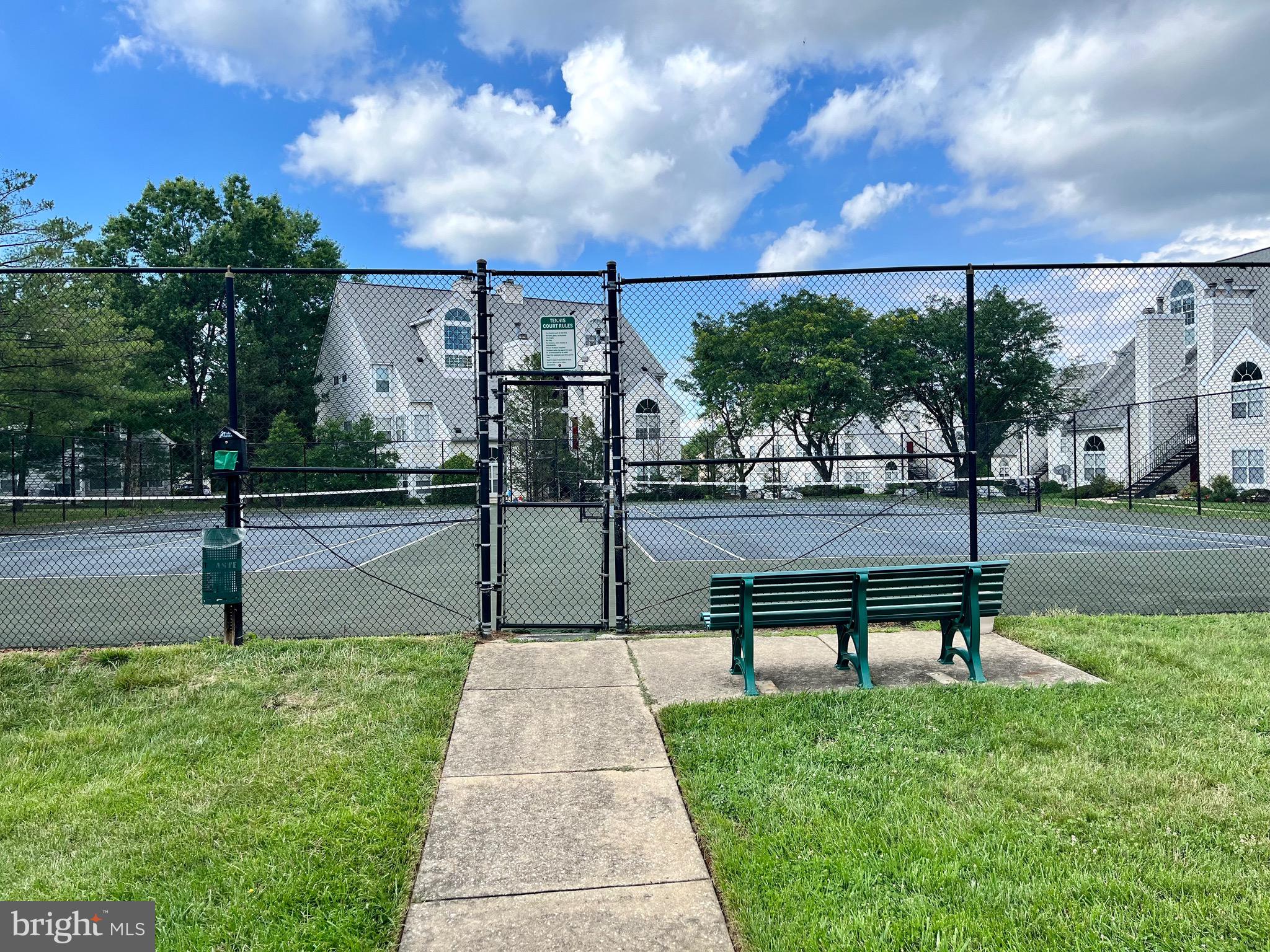THE TIERS OF LAUREL LAKE - Residential
