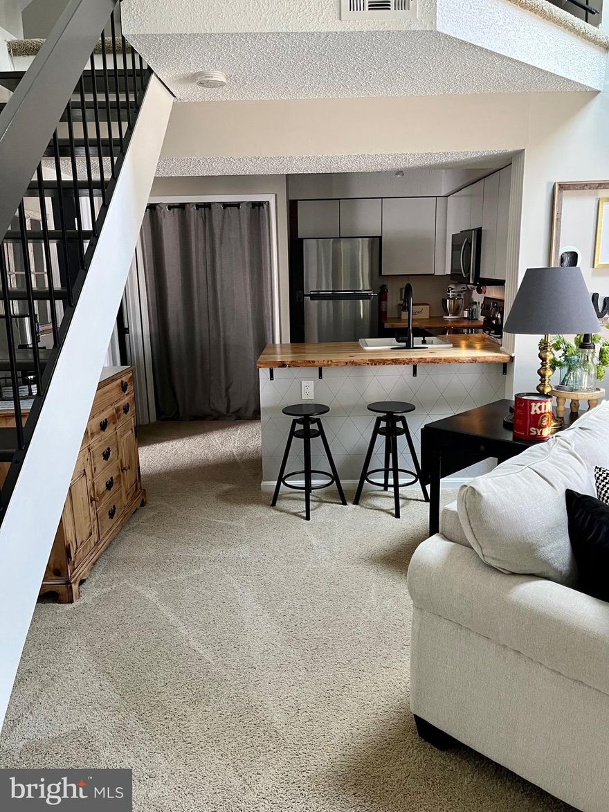 Charming 1 Bedroom, 1 Bath condo with vaulted ceilings and a spacious loft, featuring a skylight for ample natural lighting. The condo boasts newer appliances and various upgrades, including a large attic space. The well-maintained community offers professional landscaping services, designated parking for residents, and fantastic amenities such as tennis courts, a basketball court, and walking trails. Within walking distance, you’ll find a variety of restaurants and shopping options, as well as the picturesque Laurel Lakes. Additionally, Cypress Street Athletic Fields and Community Center, with its workout gym, are just across the street. This location is conveniently central for commuting to D.C., Baltimore, and Annapolis. Don’t miss out on this wonderful opportunity!
BACK ON THE MARKET DUE BUYER'S FINANCING FELL THRU