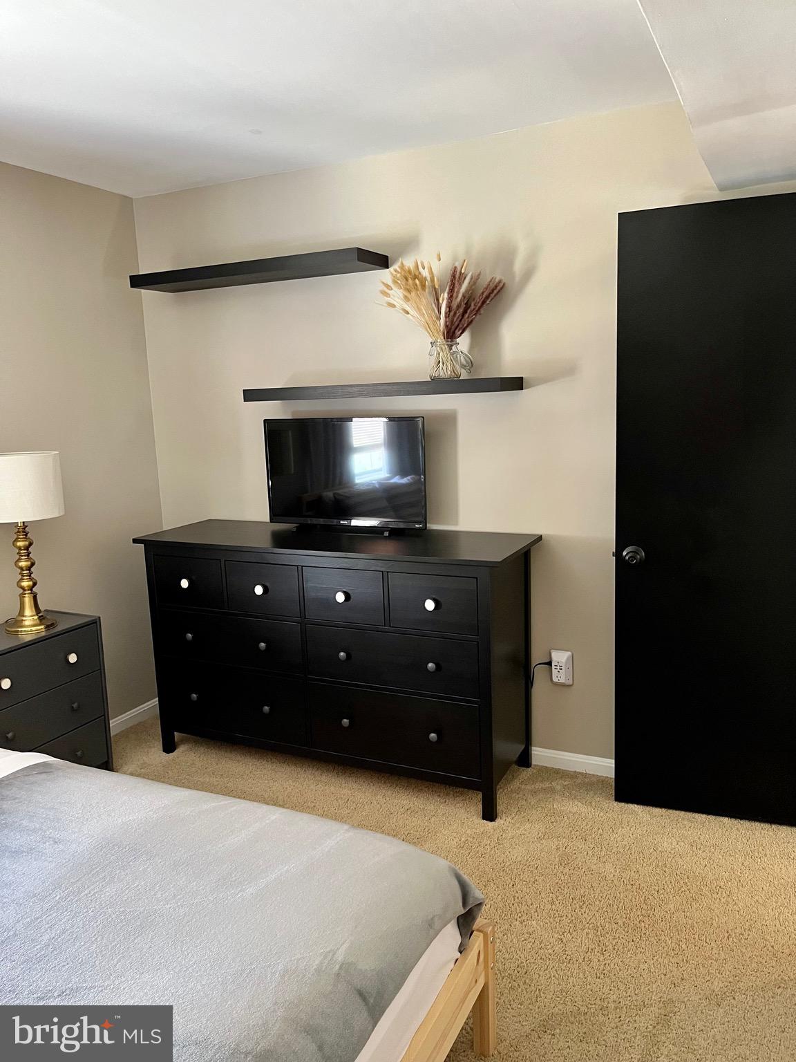 THE TIERS OF LAUREL LAKE - Residential