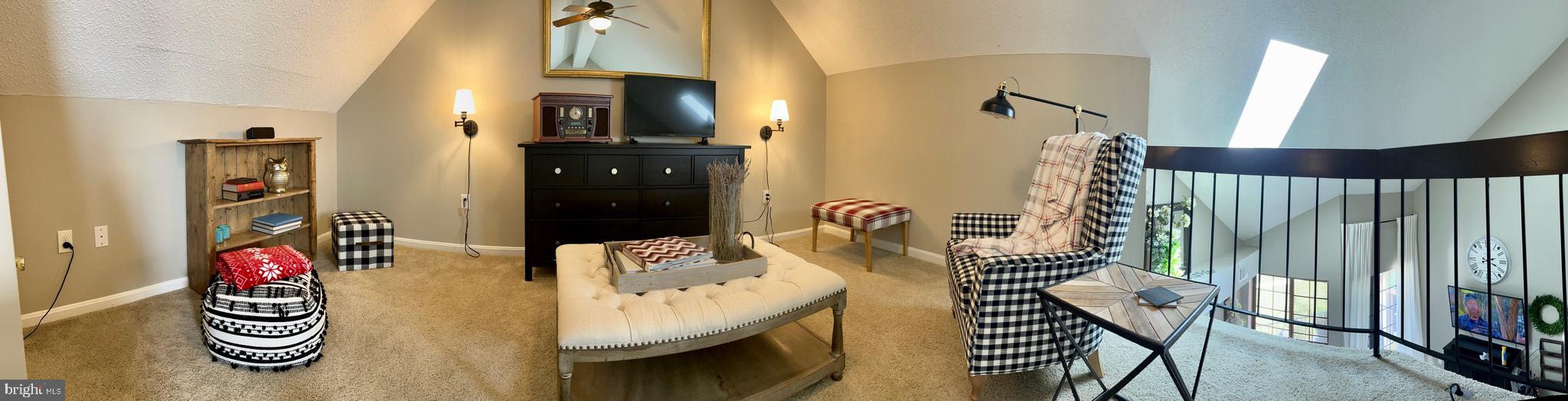 THE TIERS OF LAUREL LAKE - Residential