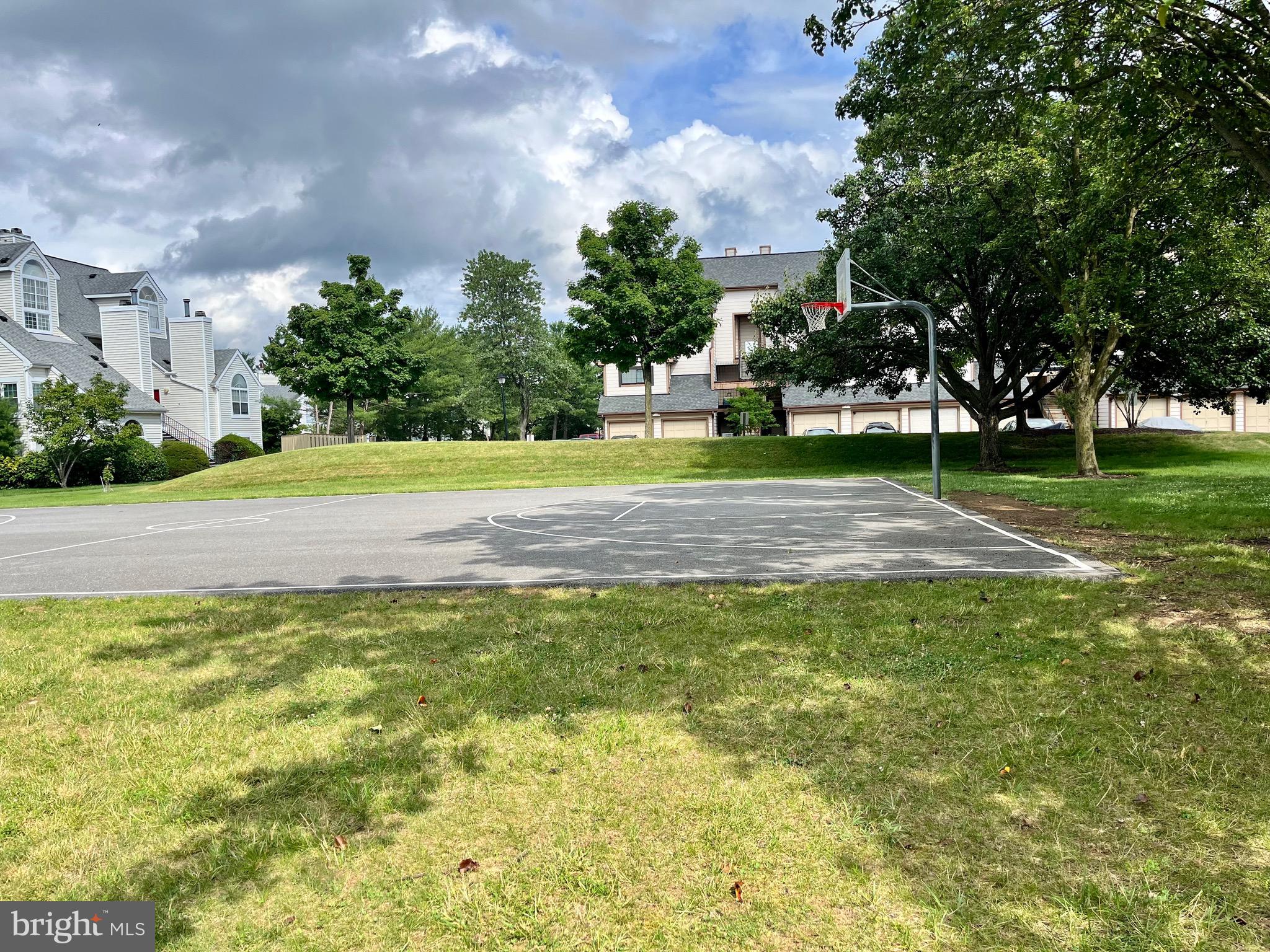 THE TIERS OF LAUREL LAKE - Residential