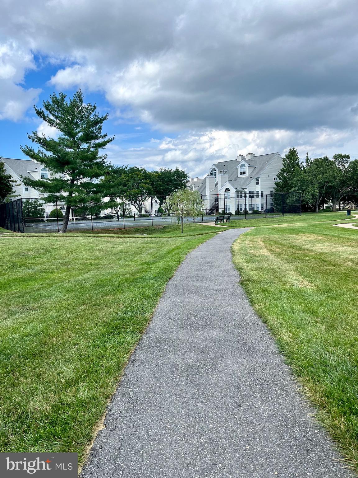 THE TIERS OF LAUREL LAKE - Residential