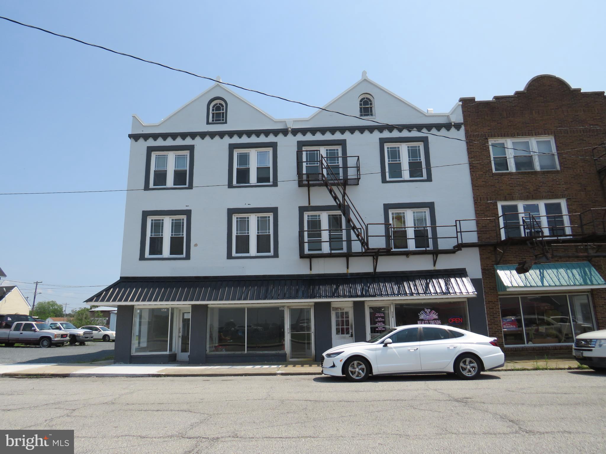 531 W MAIN STREET